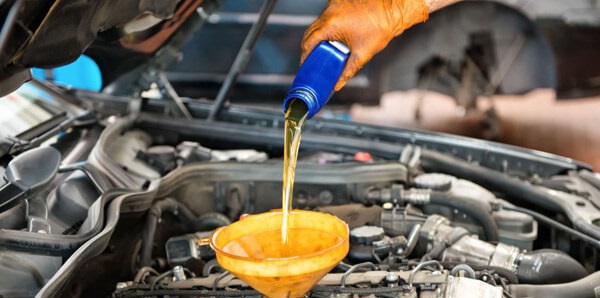 سرویس_دوره_ای_خودرو_ اقای_مکانیک